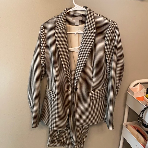 H&M houndstooth suit